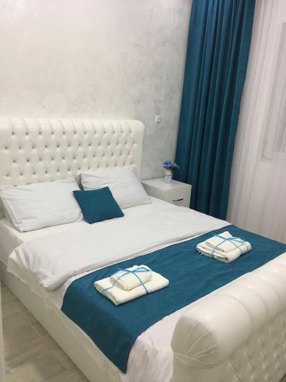 Nikas Guest House 巴统 外观 照片
