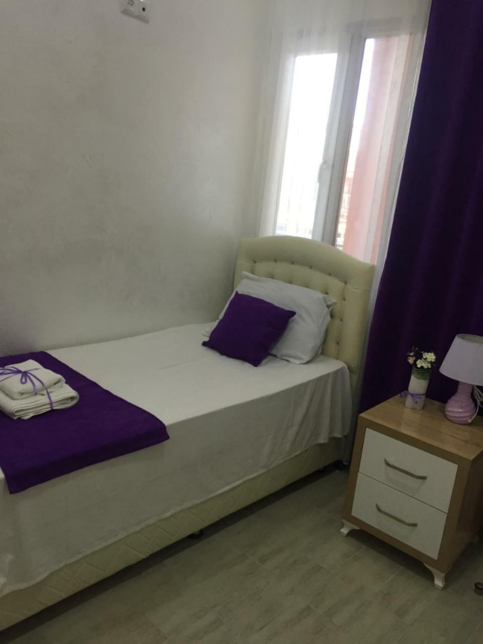 Nikas Guest House 巴统 外观 照片